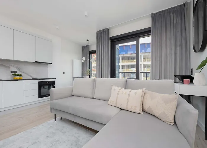 Towarowa Towers Modern Air-conditioned By Renters