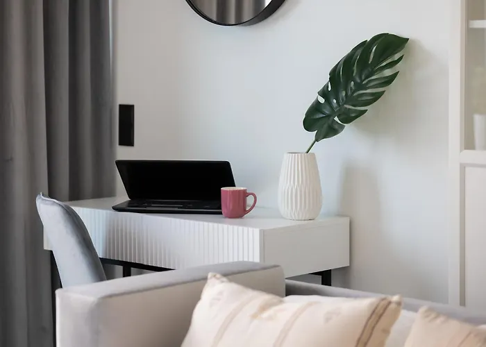 Towarowa Towers Modern Air-conditioned By Renters *